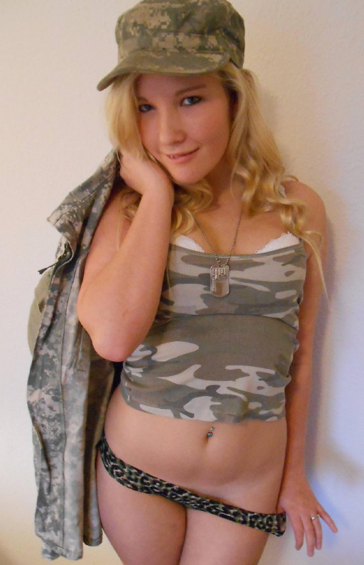 CAMO GIRLS