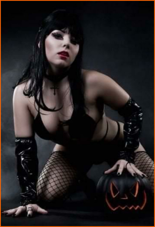 HAPPY HALLOWEEN
