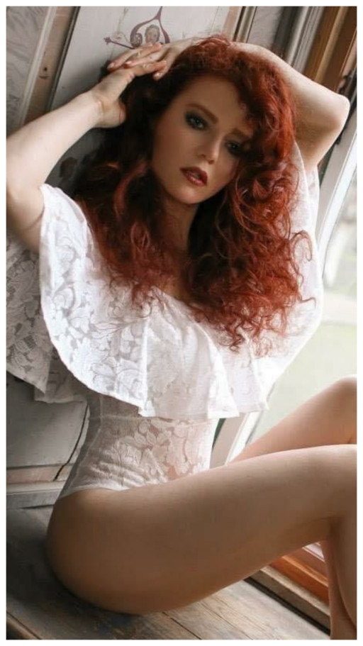WOMEN IN WHITE 2