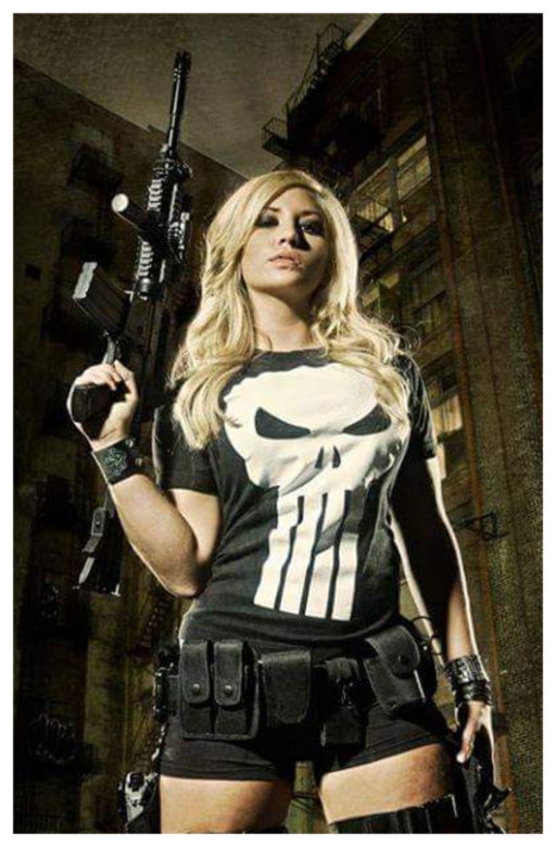 GUNS & GIRLS