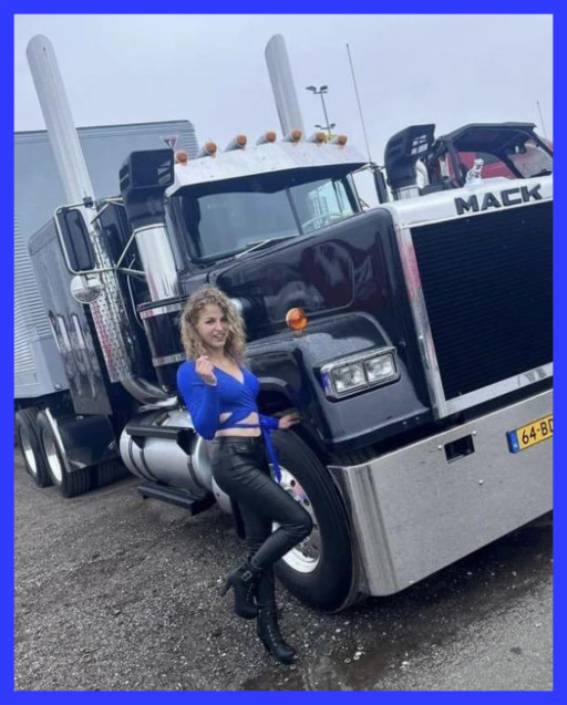 OUTLAW TRUCKER GIRLS